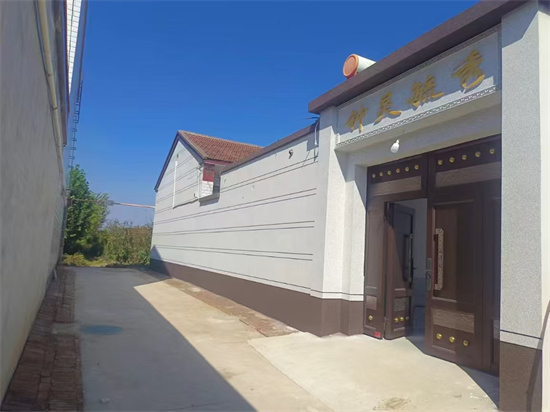 通州一層自建房外墻水包砂仿石漆施工裝飾